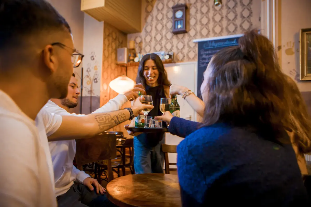 pub 2 1200
